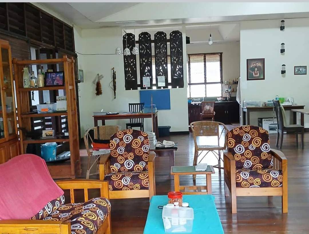 Mulu Tribal Homestay Екстер'єр фото