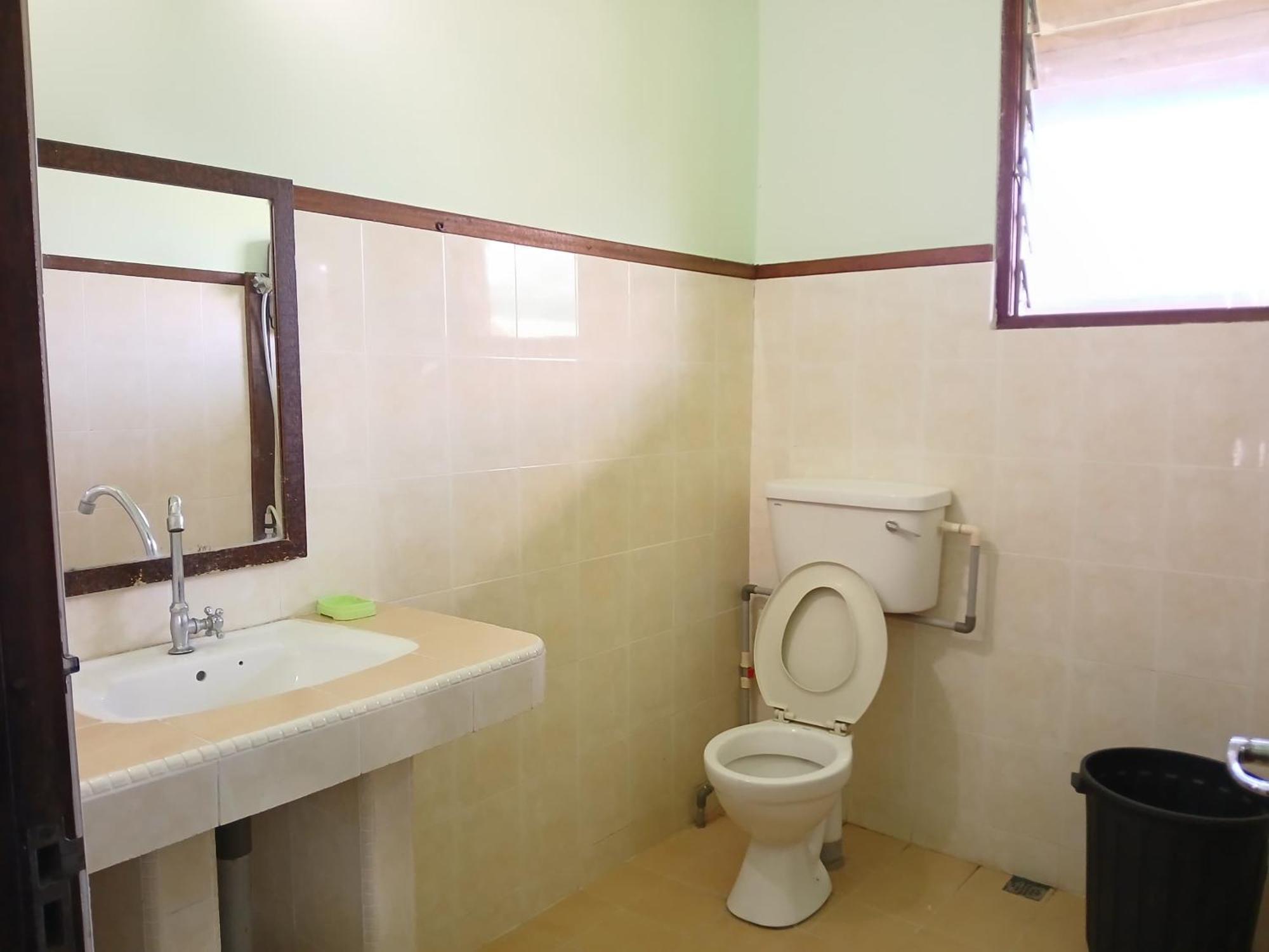 Mulu Tribal Homestay Екстер'єр фото