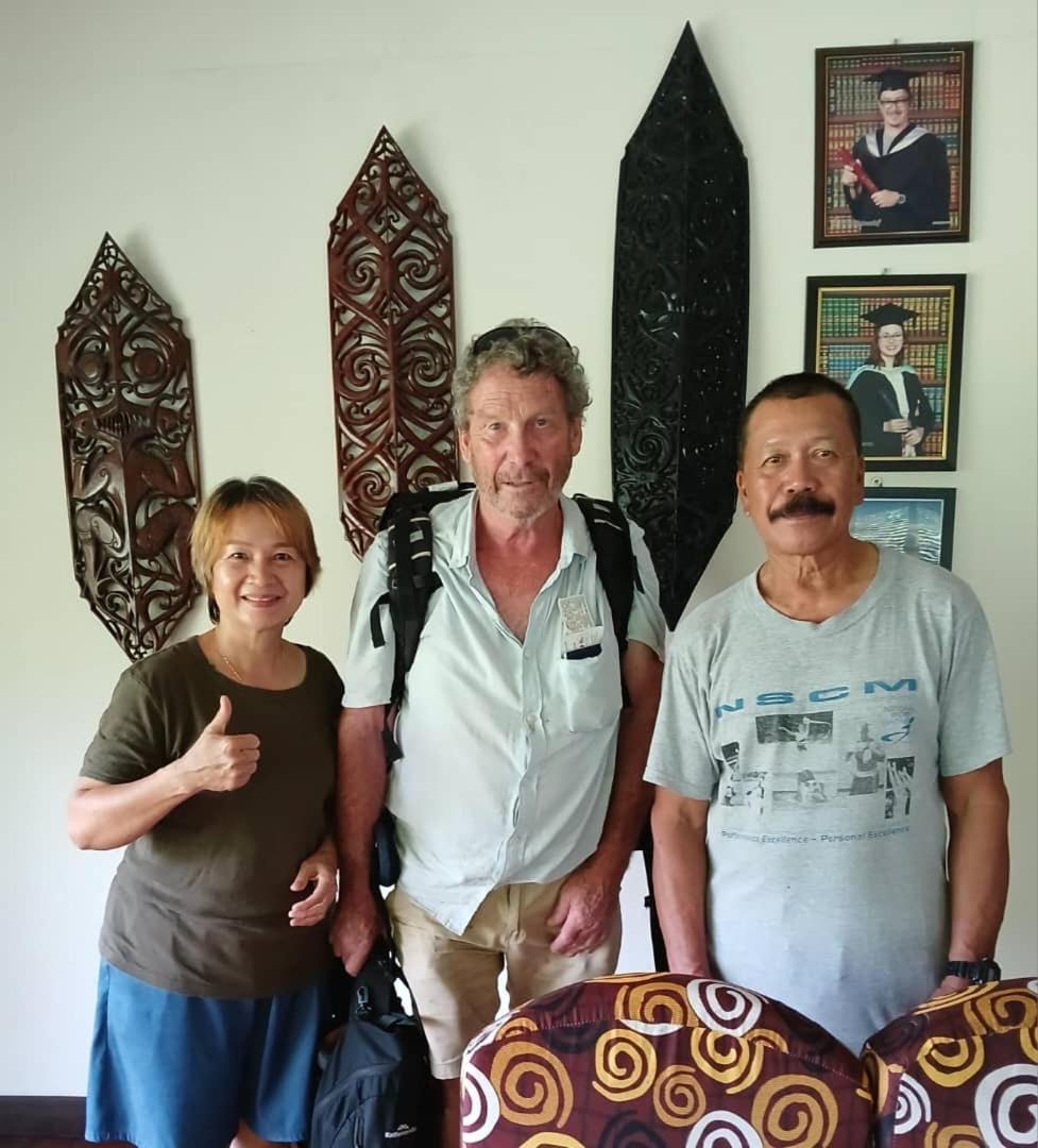 Mulu Tribal Homestay Екстер'єр фото
