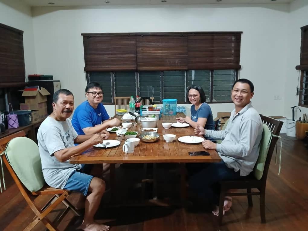 Mulu Tribal Homestay Екстер'єр фото