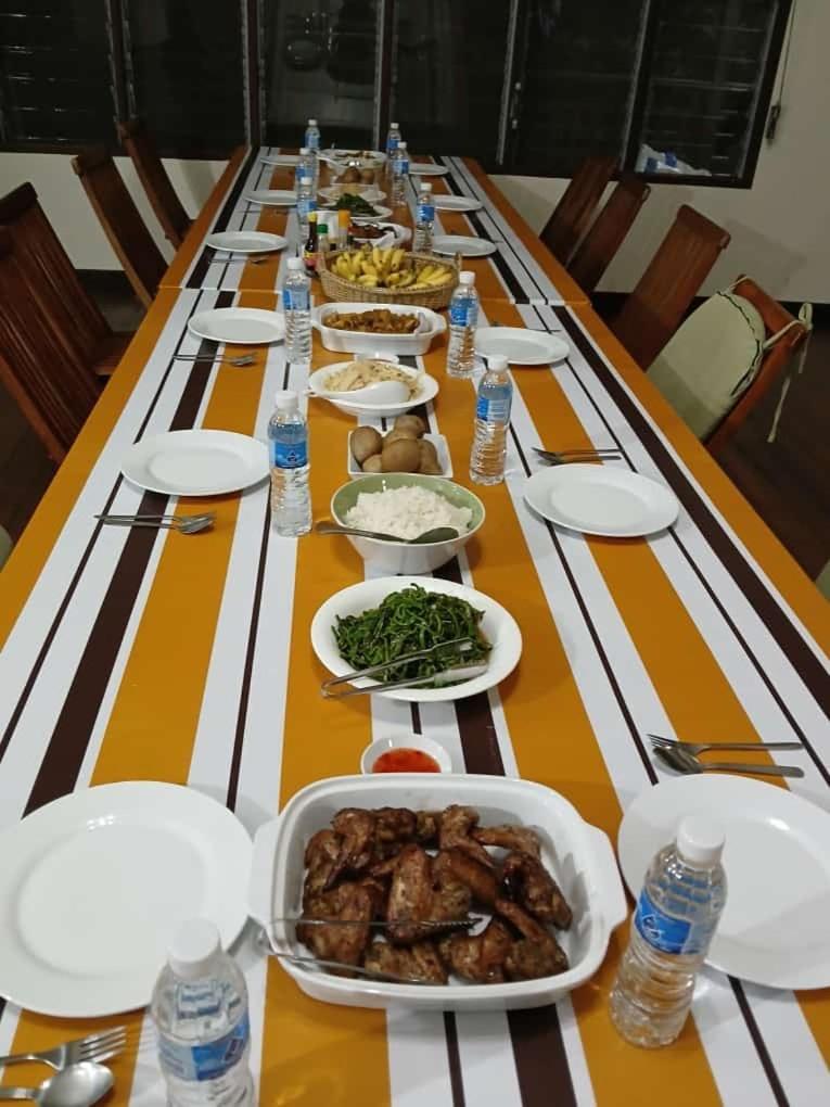 Mulu Tribal Homestay Екстер'єр фото