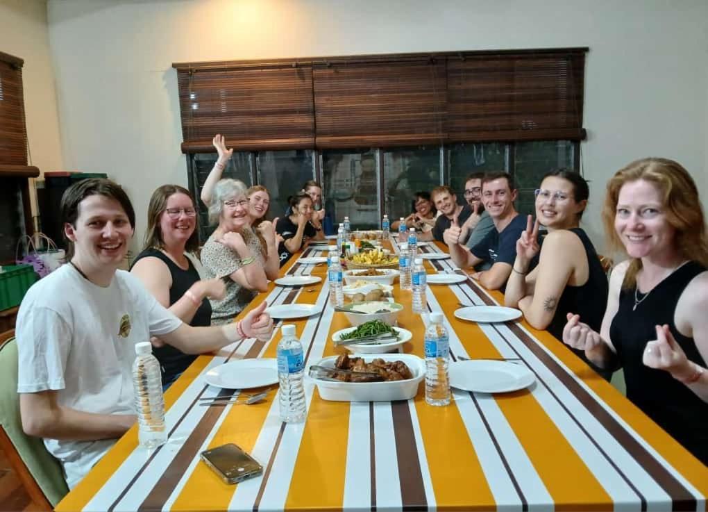 Mulu Tribal Homestay Екстер'єр фото