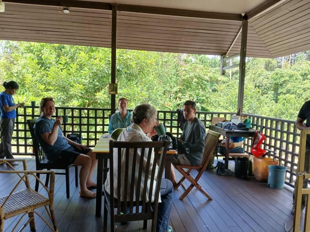 Mulu Tribal Homestay Екстер'єр фото