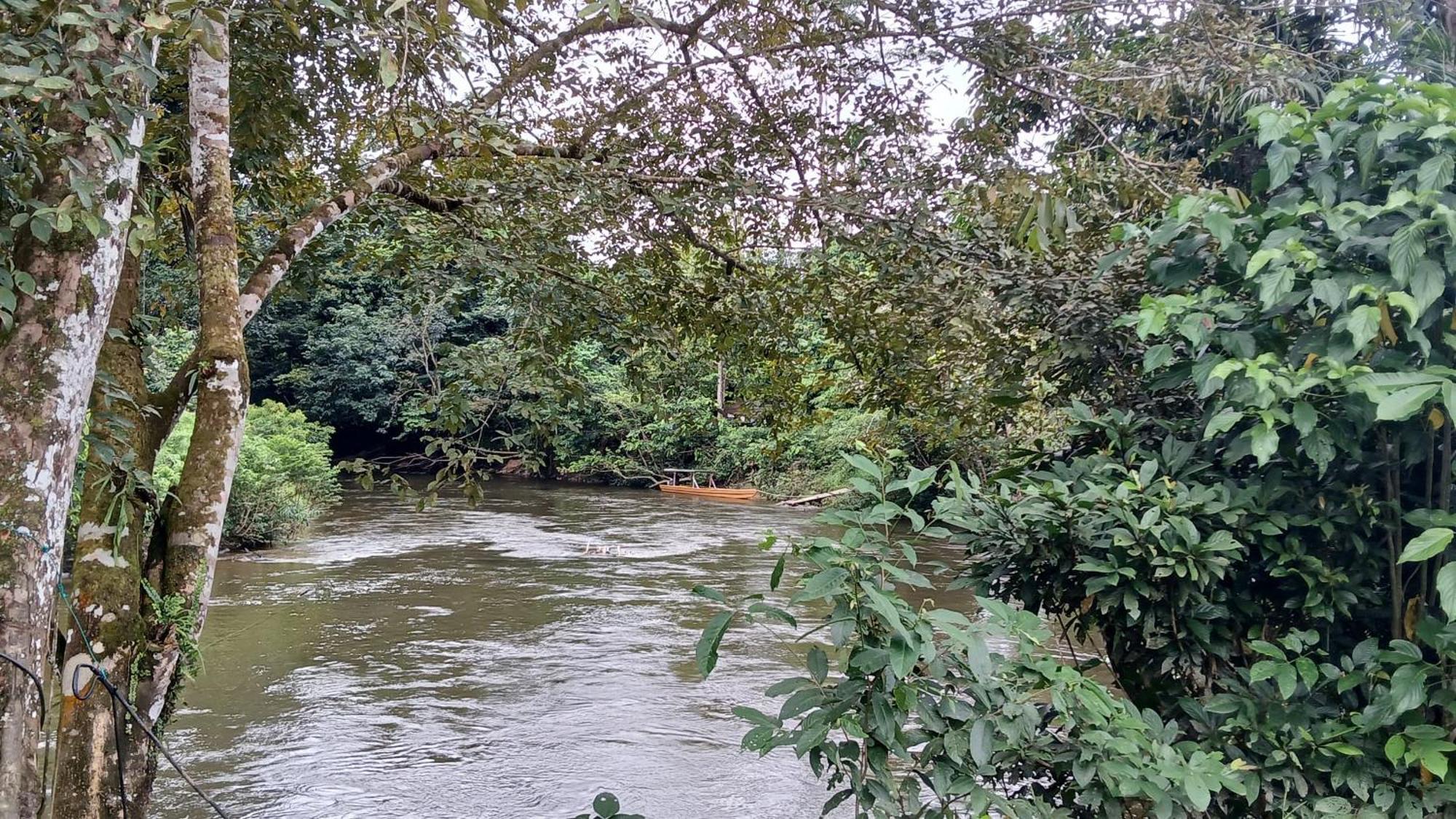 Mulu Tribal Homestay Екстер'єр фото